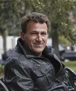 Salvador Vaquero