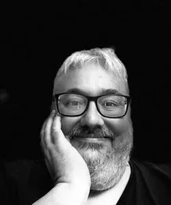 Víctor Valadés