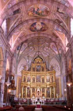 Foto: Interior de iglesia